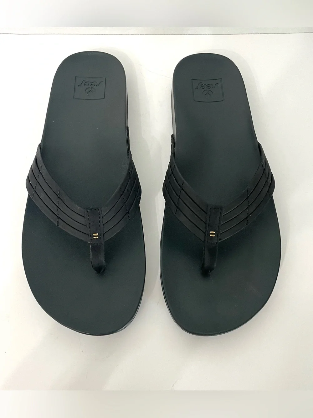 Reef Womens Black Flip Flop Sandals Arch Support Foam Beach Sz 9